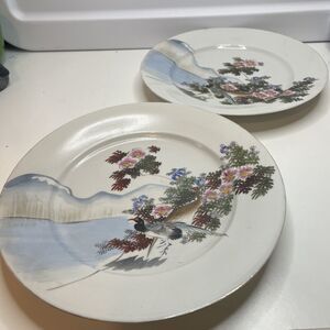 A Pair Japanese Kutani Porcelain Crane/Floral Motifs Plates (Meiji Period)
